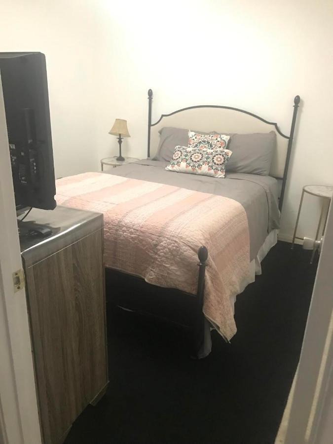 Urban Las Vegas Colonial In The Heart Of Vegas 빌라 외부 사진