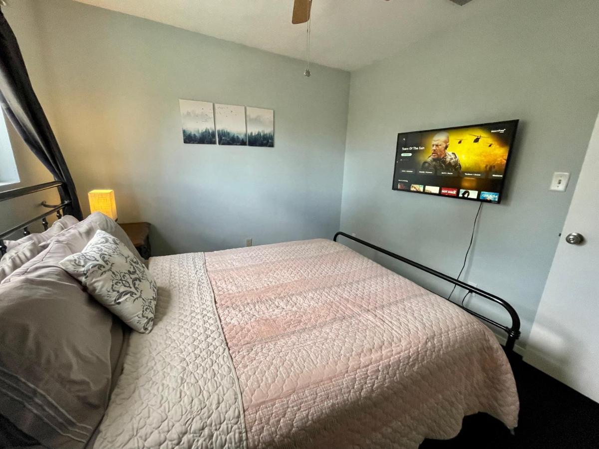 Urban Las Vegas Colonial In The Heart Of Vegas 빌라 외부 사진